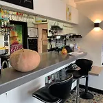 Restaurant Le 108 ホテル