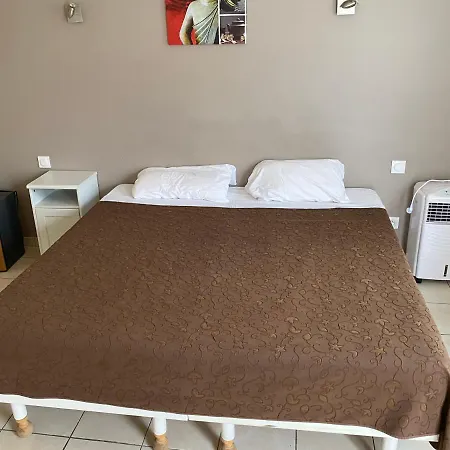 酒店 Restaurant Le 108 约泽克