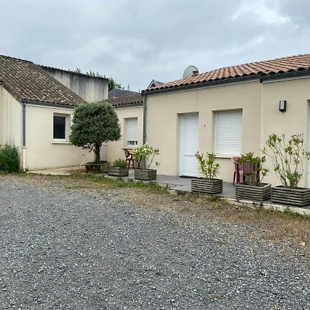 酒店 Restaurant Le 108 *